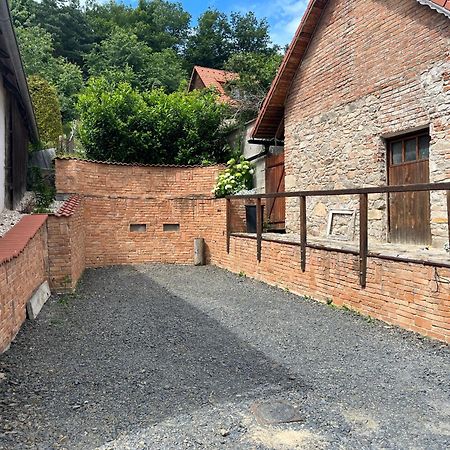 Apartmany Pod Kozakem Velke Popovice Luaran gambar