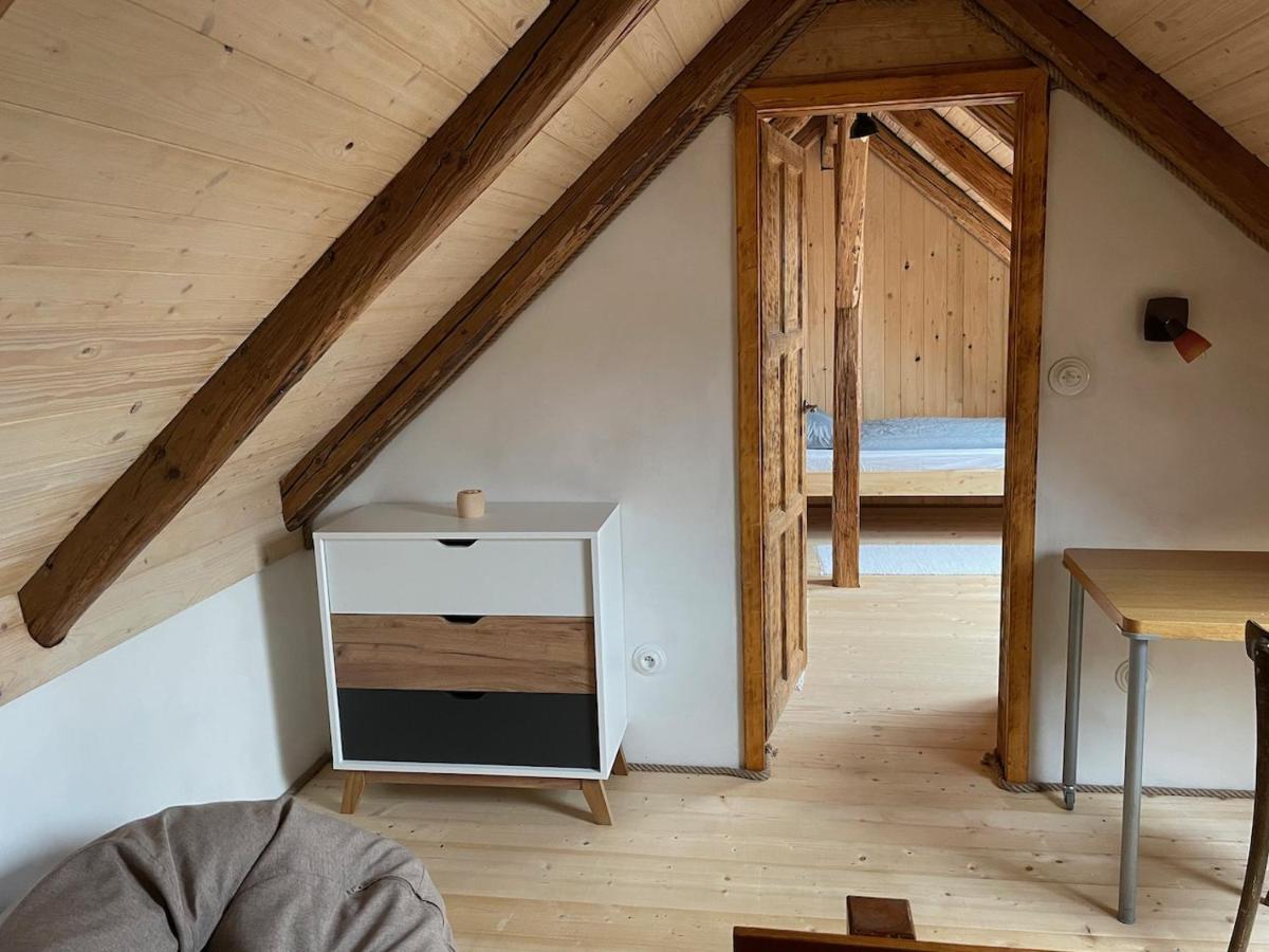 Apartmany Pod Kozakem Velke Popovice Luaran gambar