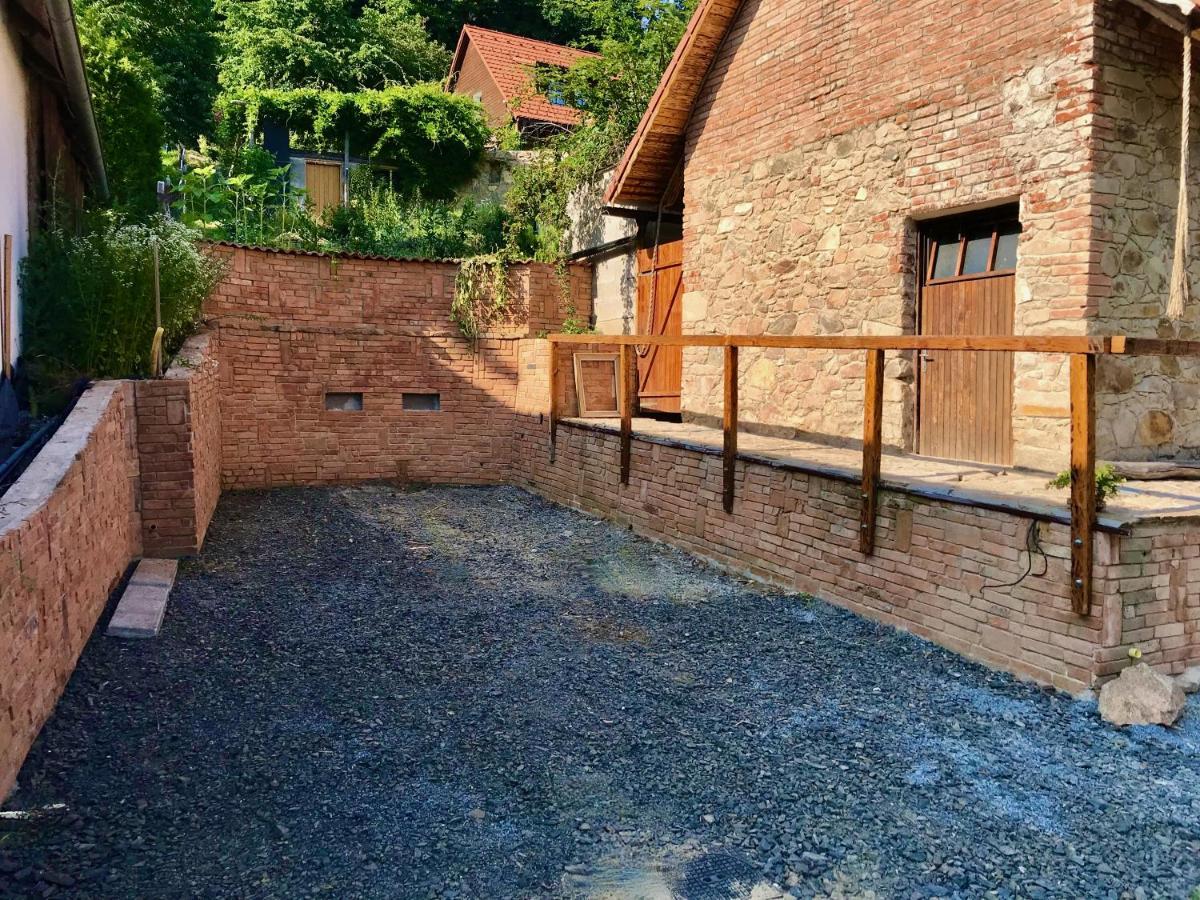 Apartmany Pod Kozakem Velke Popovice Luaran gambar
