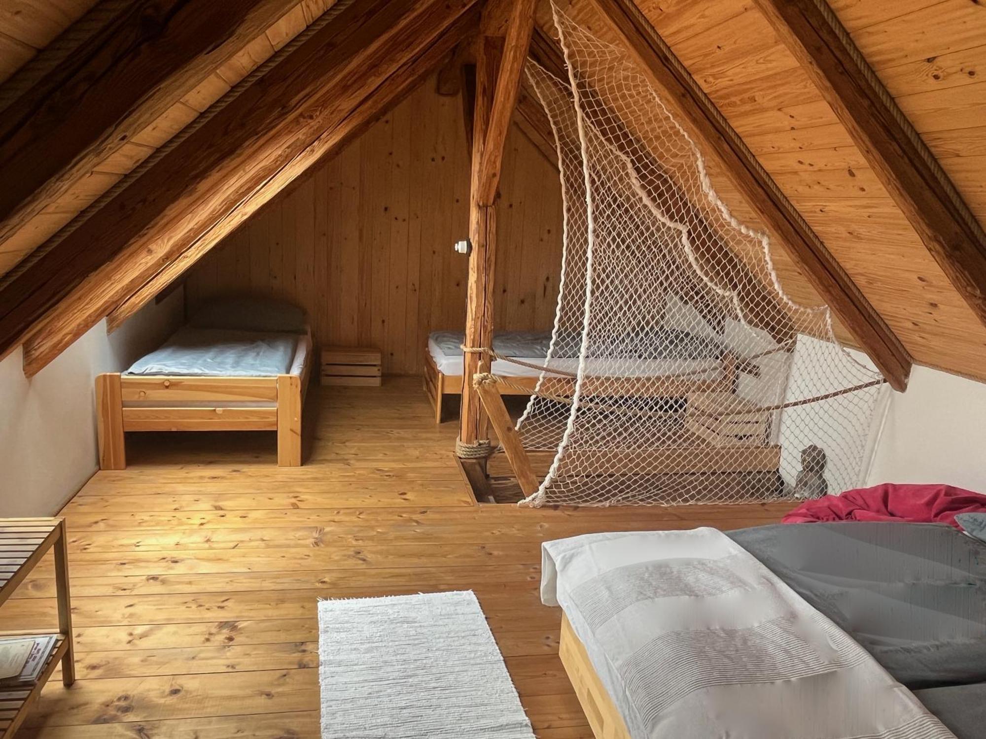 Apartmany Pod Kozakem Velke Popovice Luaran gambar